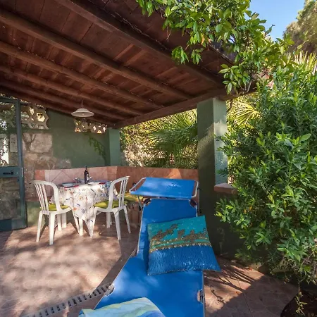 Сasa de vacaciones Piccola Oasi-1 By Interhome *